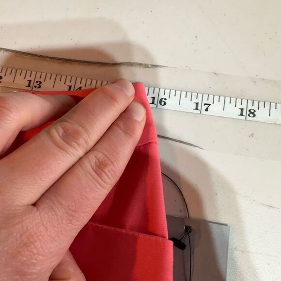 NWT‎ Apt. 9 Modern Fit Straight-Leg Capris Cropped Sunkissed Coral Size 4 - Picture 9 of 10